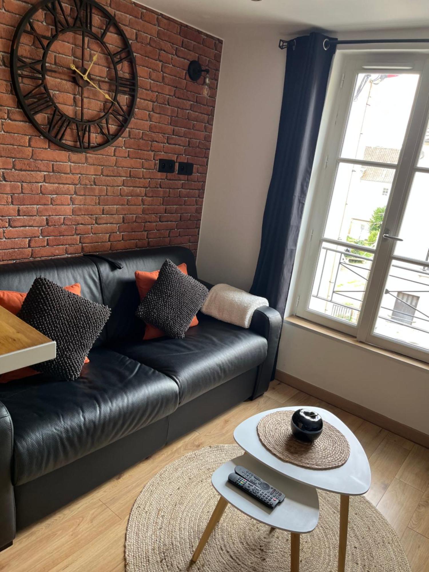 Escale Studio 21M Aeroport Cdg Parc Expo Asterix Gonesse Zewnętrze zdjęcie
